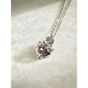 Light pink heart pendant neck